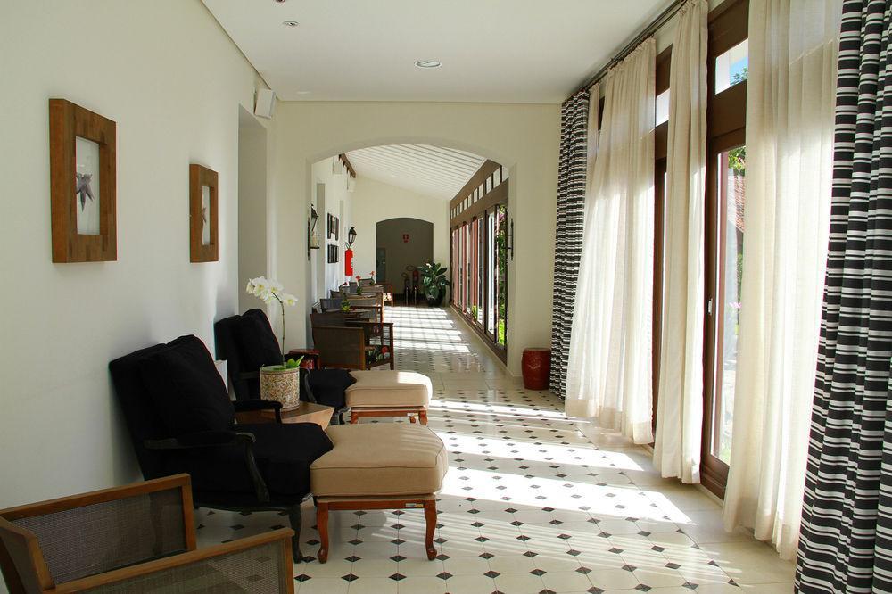 Inglesa Hotel